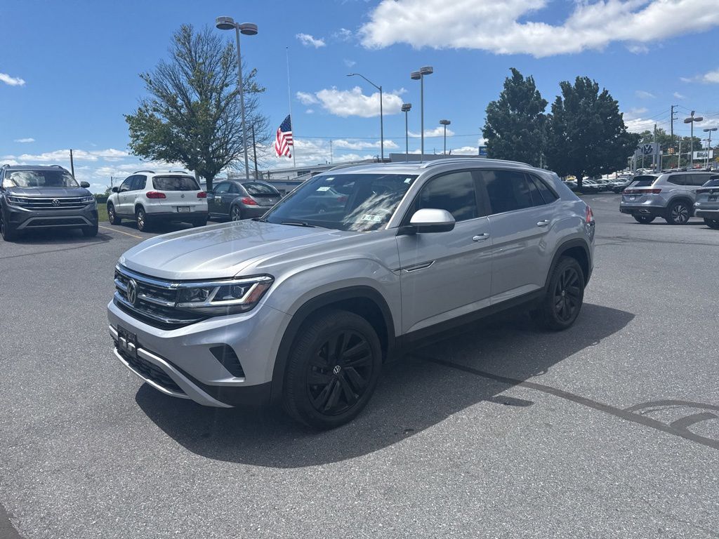 2023 Volkswagen Atlas Cross Sport 2.0T SE w/Technology Silver at Subaru and VW of Moon Township