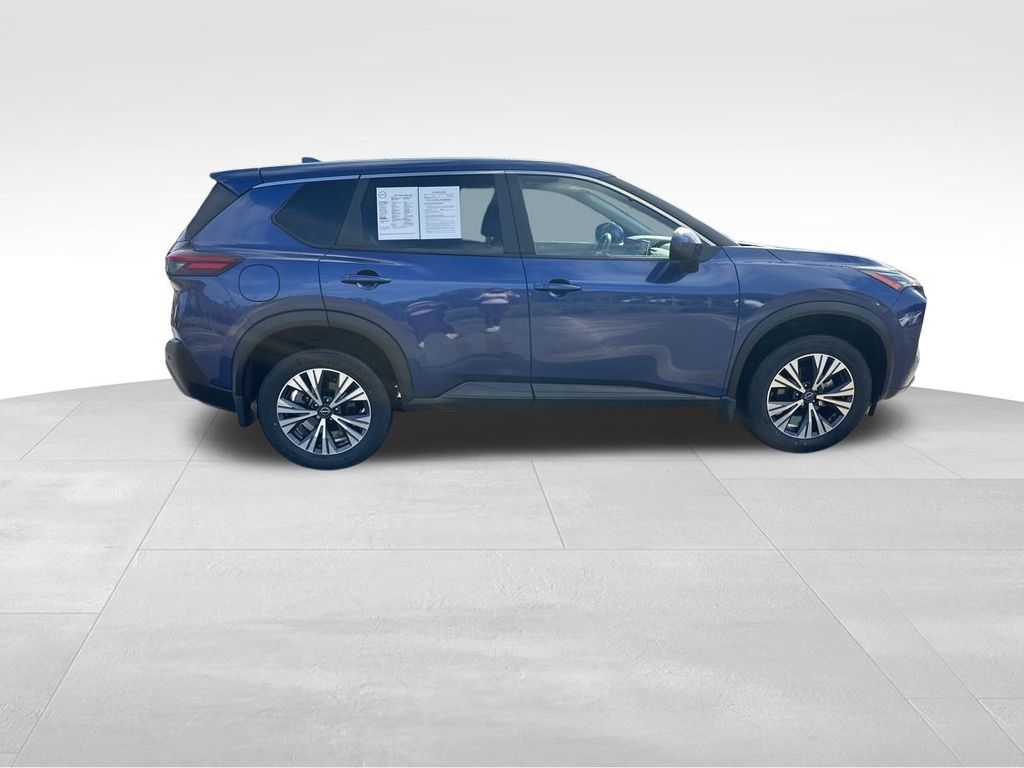 2023 Nissan Rogue SV 9