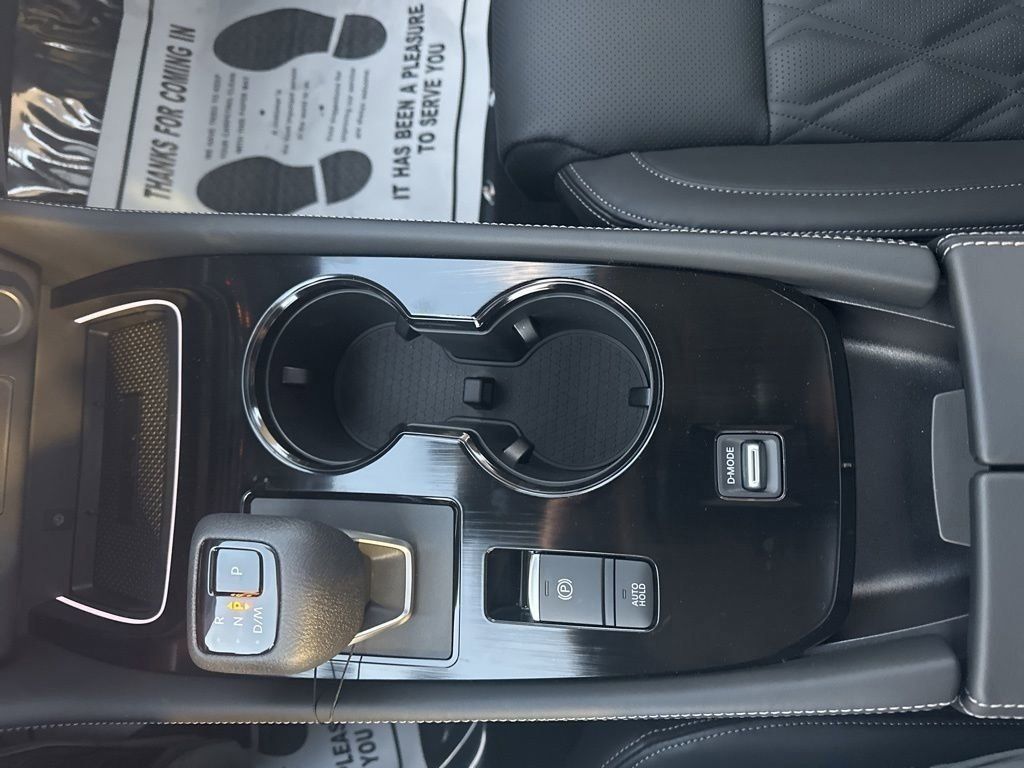2025 Boulder Gray Pearl Nissan Rogue Platinum FWD SUV