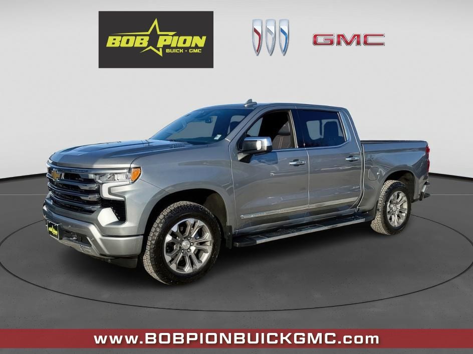2023 Chevrolet Silverado 1500 High Country Crew Cab 4WD