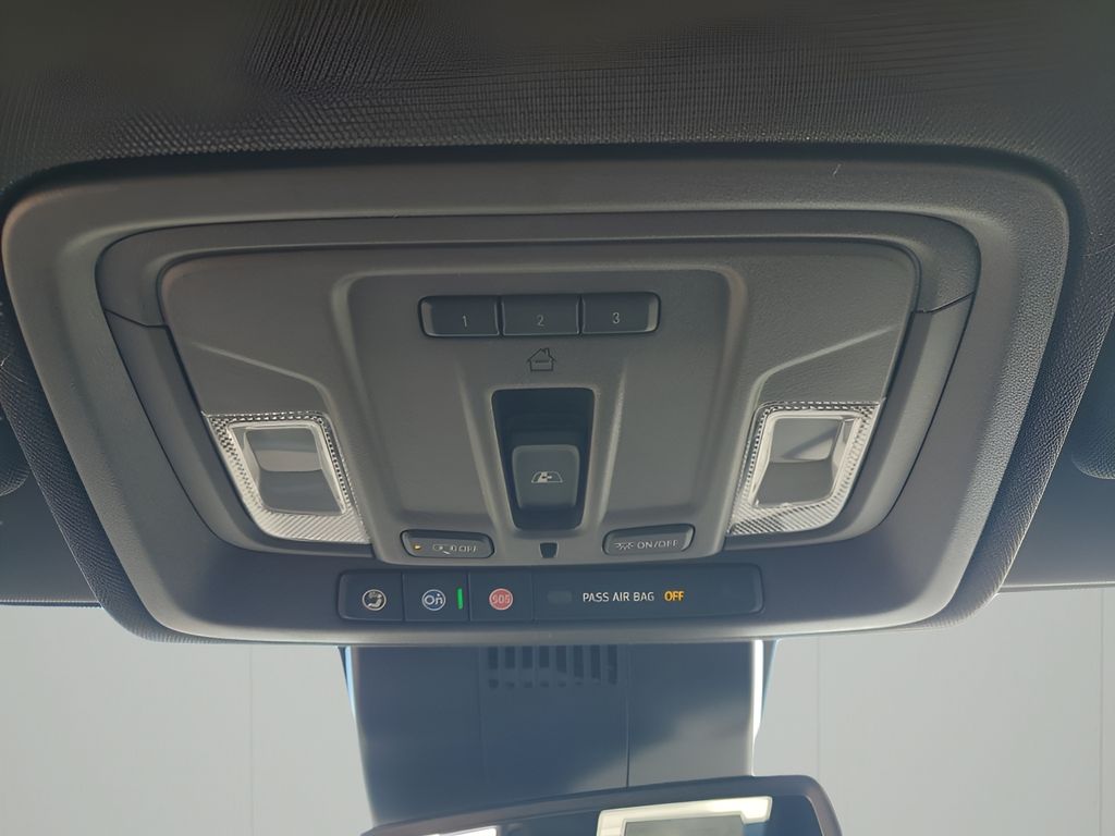 New 2026 White GMC SLT image 37