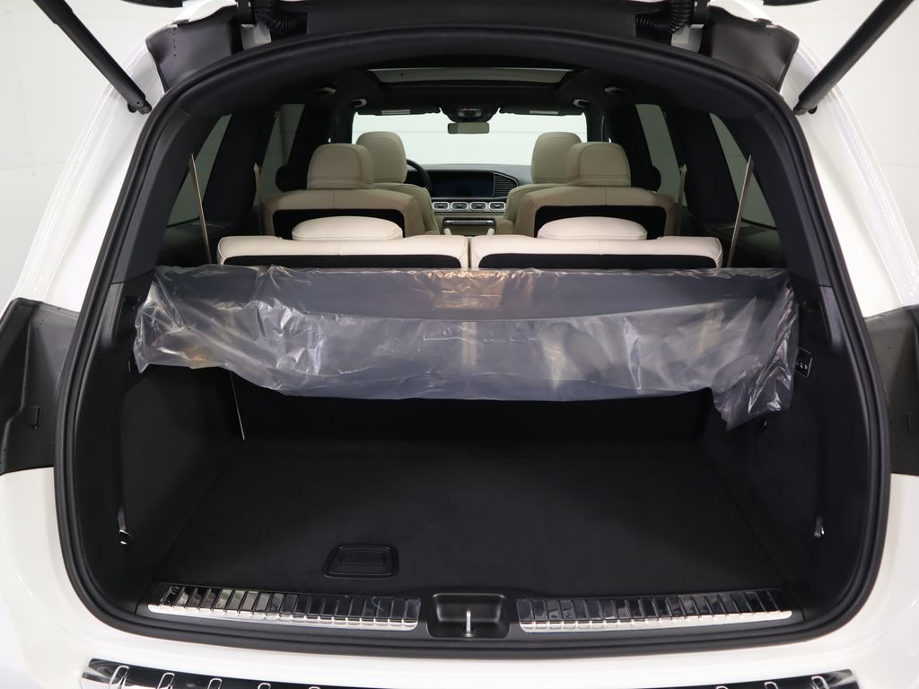 2025 Mercedes-Benz GLS 450 4MATIC 31