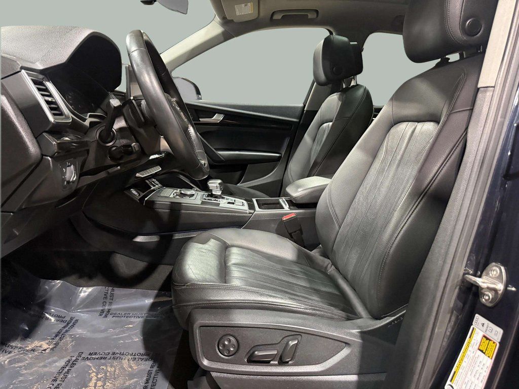 Used 2019 Moonlight Blue Metallic Audi 2.0T Premium image 5