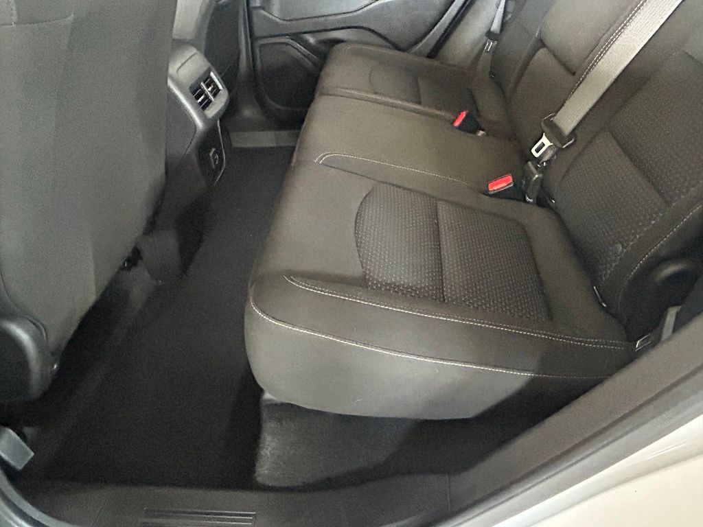 Used 2023 Summit White GMC SLE image 49