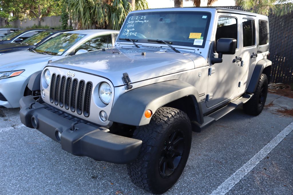 Thumbnail: 2016 Jeep Wrangler - 2