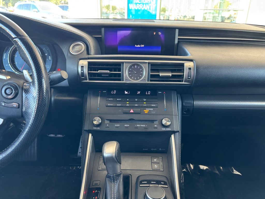 Thumbnail: 2016 Lexus IS - 13