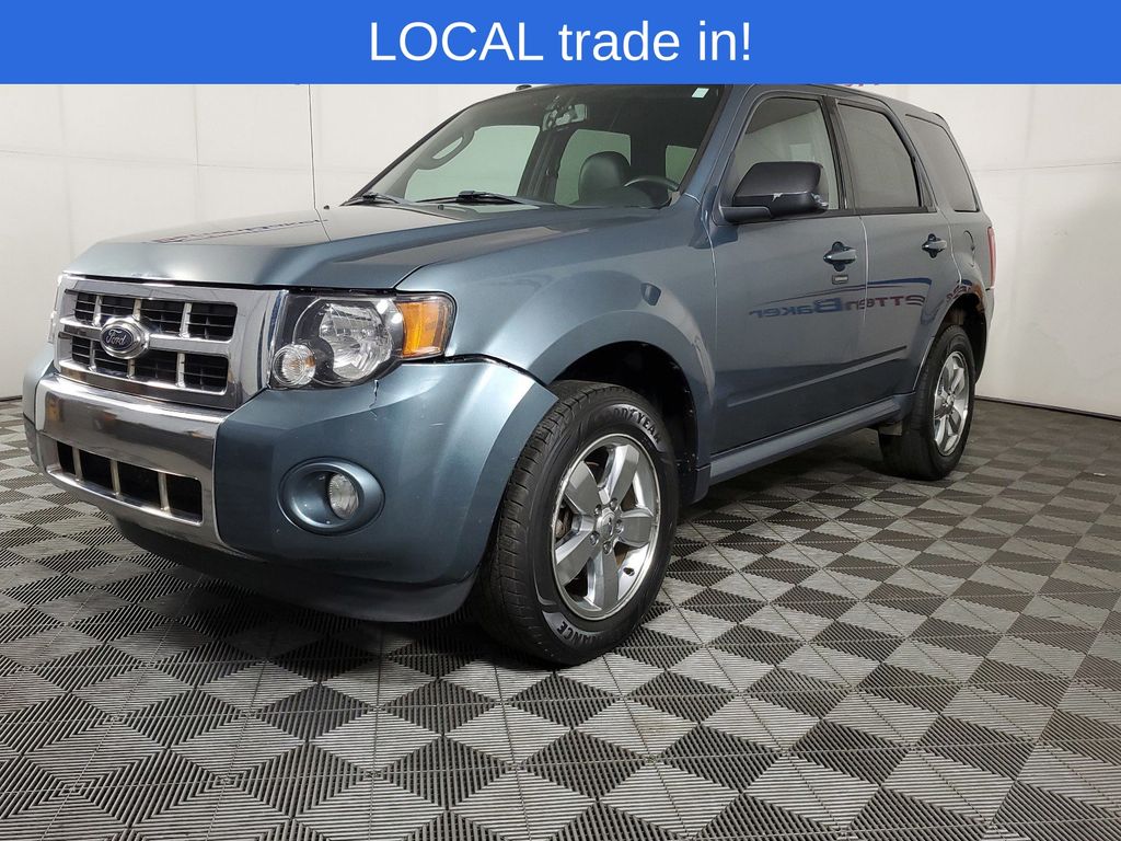 2011 Ford Escape XLT 2