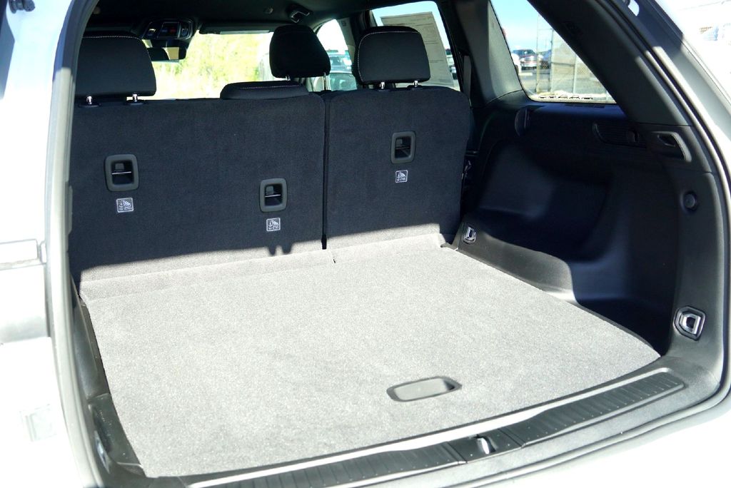 New Car 2025 Jeep Grand Cherokee  Laredo For Sale Under $35,000 In Taylor, Texas