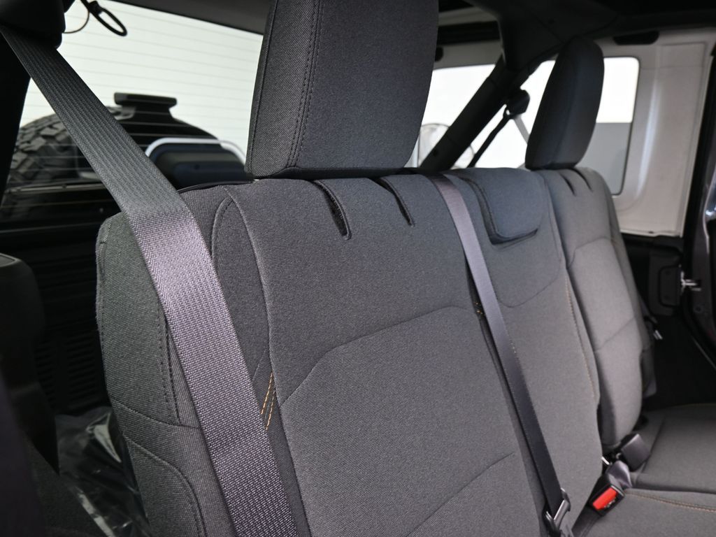 New 2026 Granite Crystal Metallic Clearcoat Jeep Willys image 29