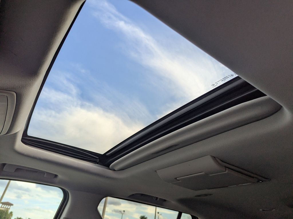 used 2016 GMC Yukon XL car, priced at $20,991