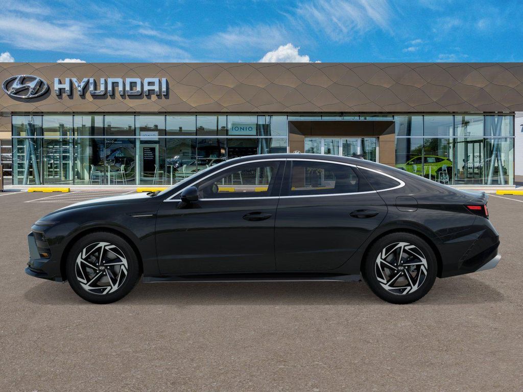 Thumbnail: 2025 Hyundai Sonata - 3