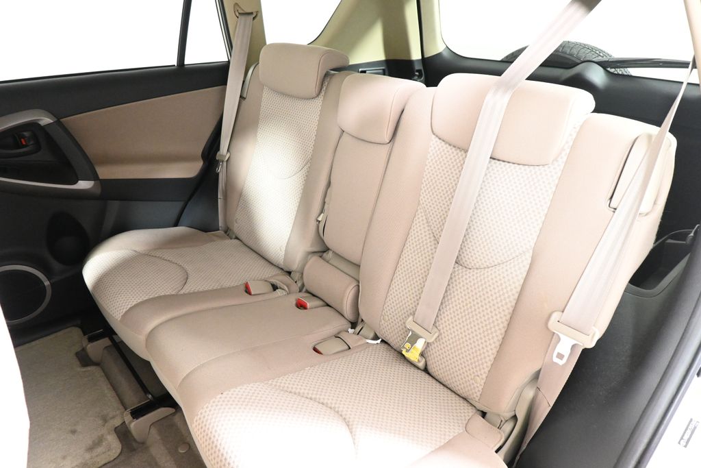 Thumbnail: 2007 Toyota RAV4 - 4