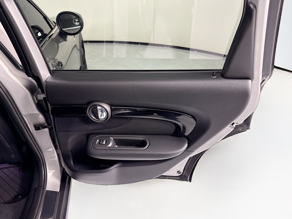 Thumbnail: 2024 MINI Cooper Clubman - 27