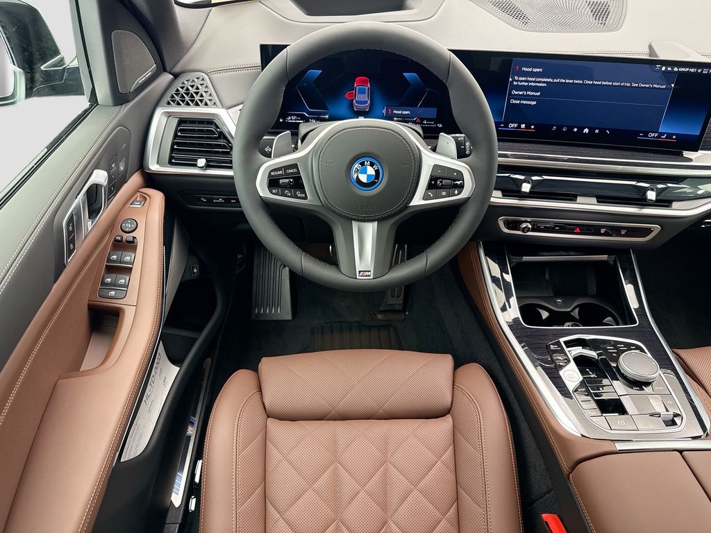 Thumbnail: 2026 BMW X5 - 10