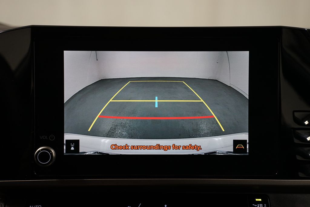 Thumbnail: 2025 Toyota Camry - 20