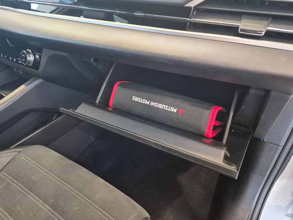 2024 Mitsubishi Outlander SE Ralliart