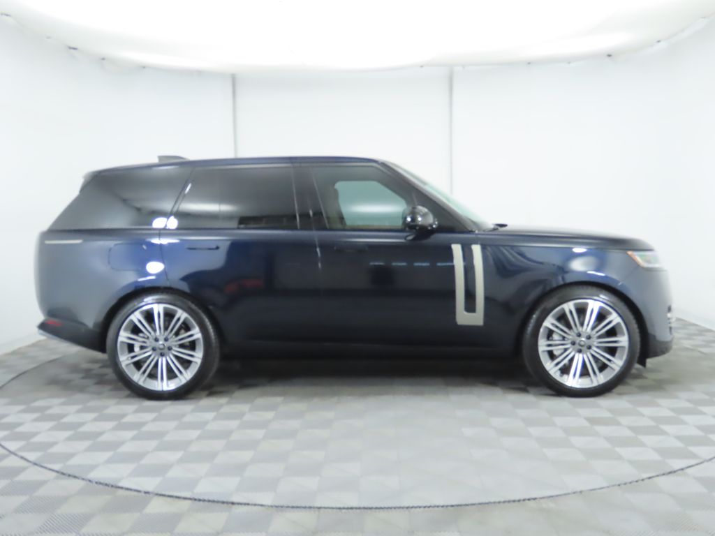 Thumbnail: 2025 Land Rover Range Rover - 4