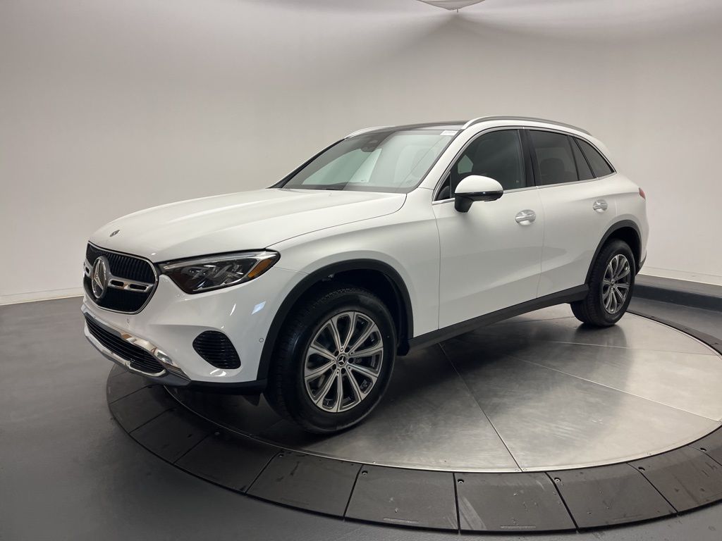 Thumbnail: 2026 Mercedes-Benz GLC - 3