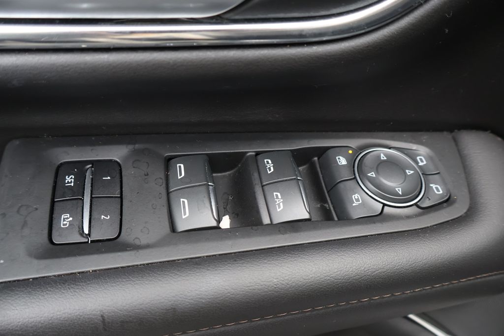 Thumbnail: 2022 Chevrolet Tahoe - 17