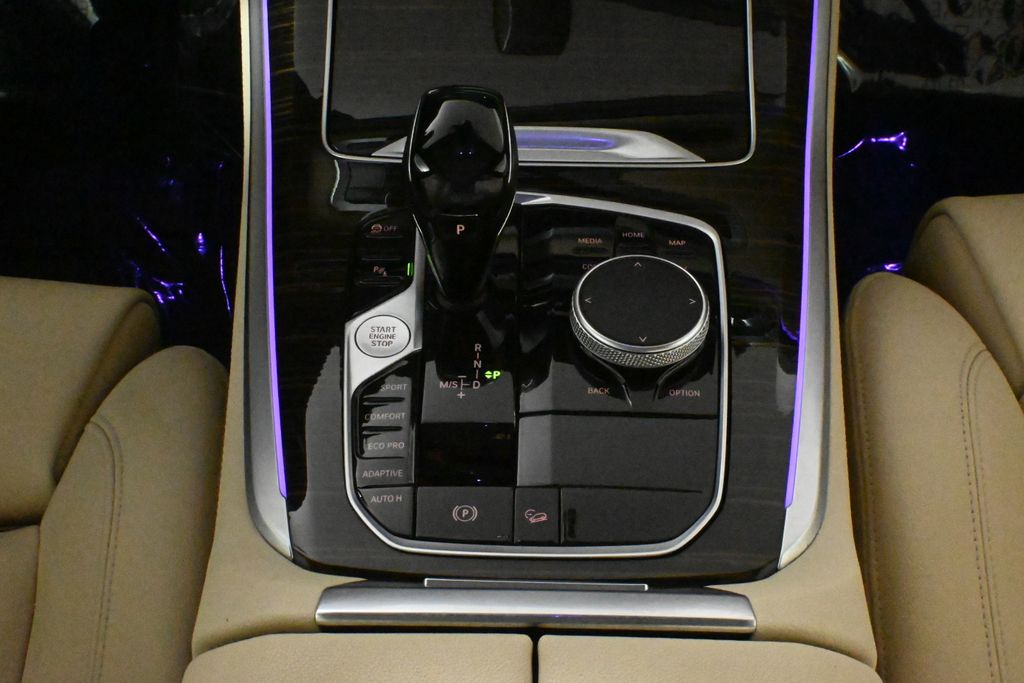 Thumbnail: 2021 BMW X5 - 24