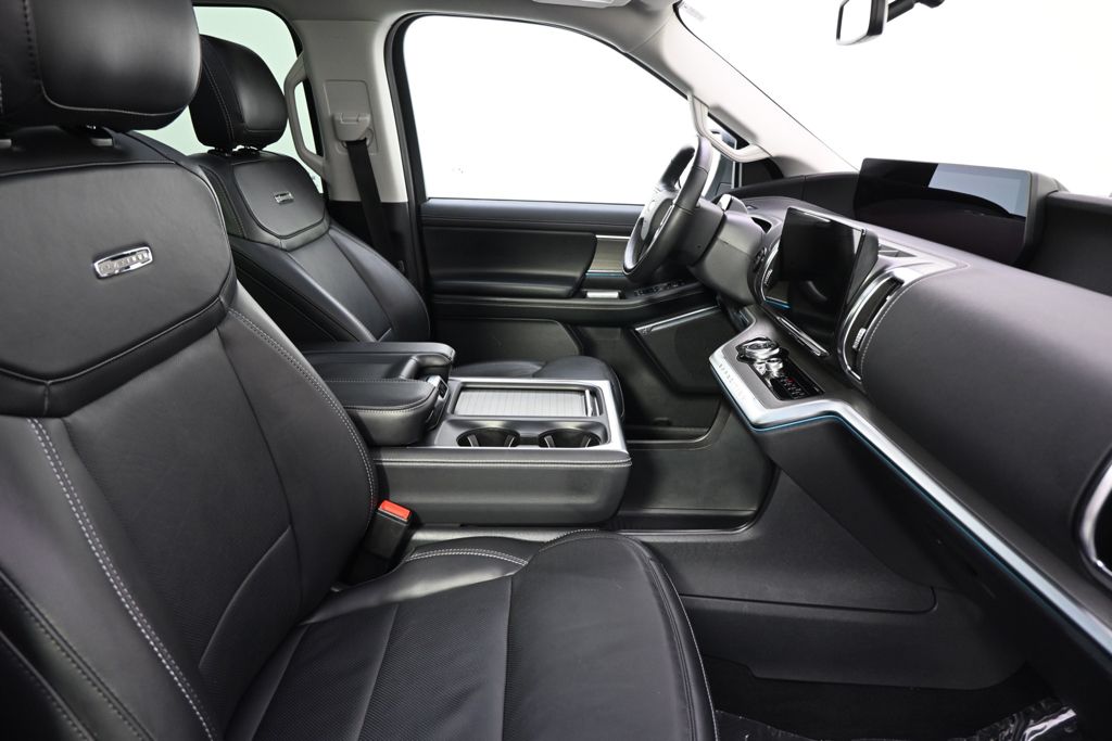 Used 2025 White Ford Platinum image 16