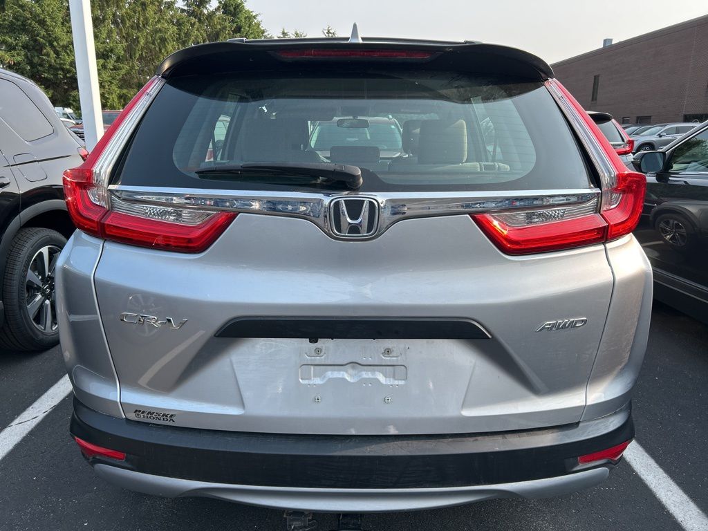2018 Honda CR-V LX 5