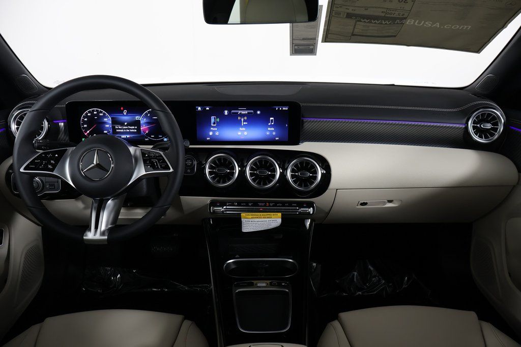 Thumbnail: 2025 Mercedes-Benz CLA - 4