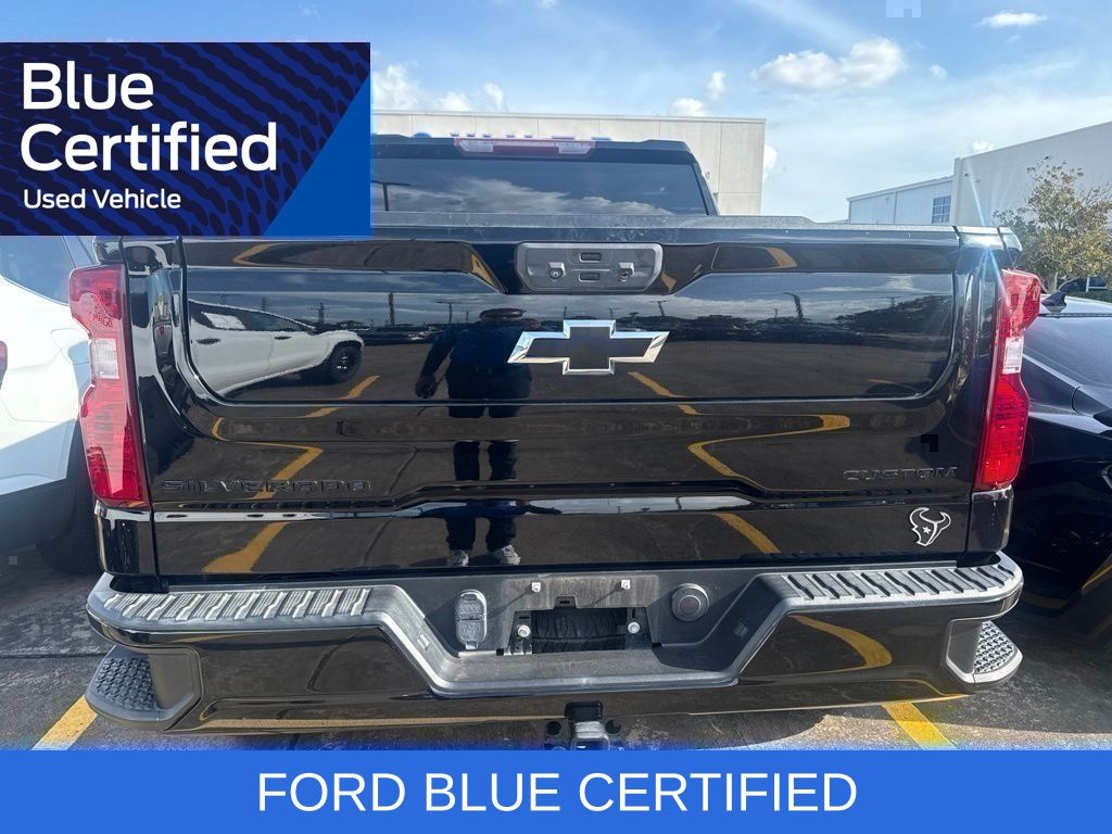 2022 Chevrolet Silverado 1500 Custom - 3