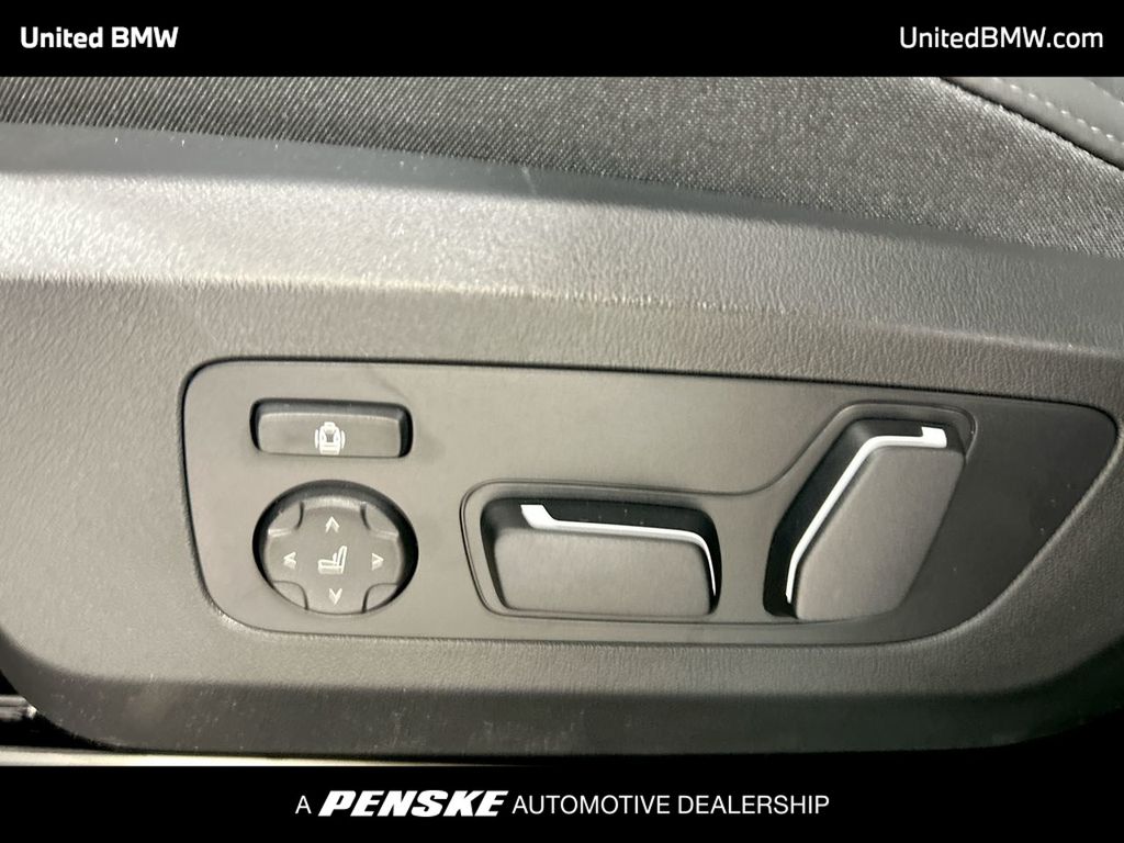 2025 BMW X3 3.0i 12
