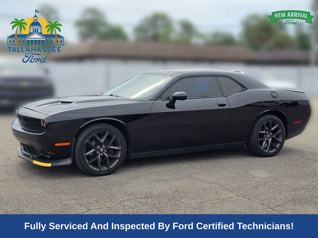 2022 Dodge Challenger SXT RWD