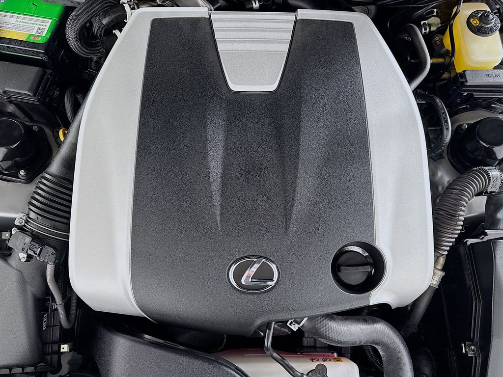 Thumbnail: 2017 Lexus IS - 32