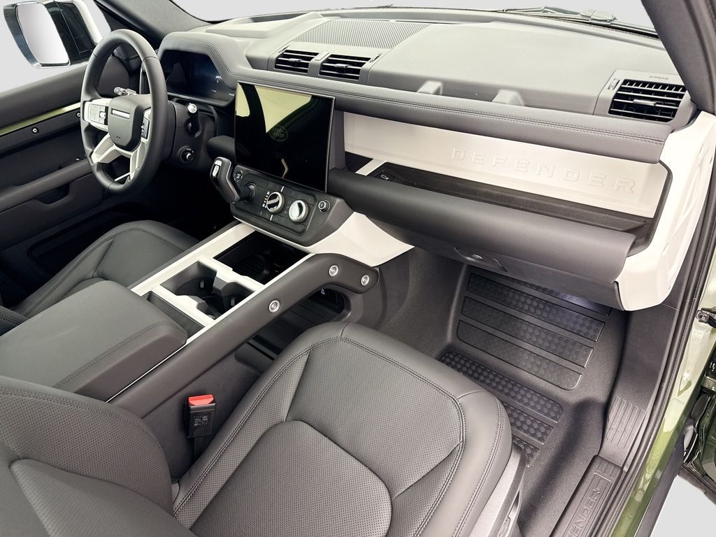 Thumbnail: 2026 Land Rover Defender - 15