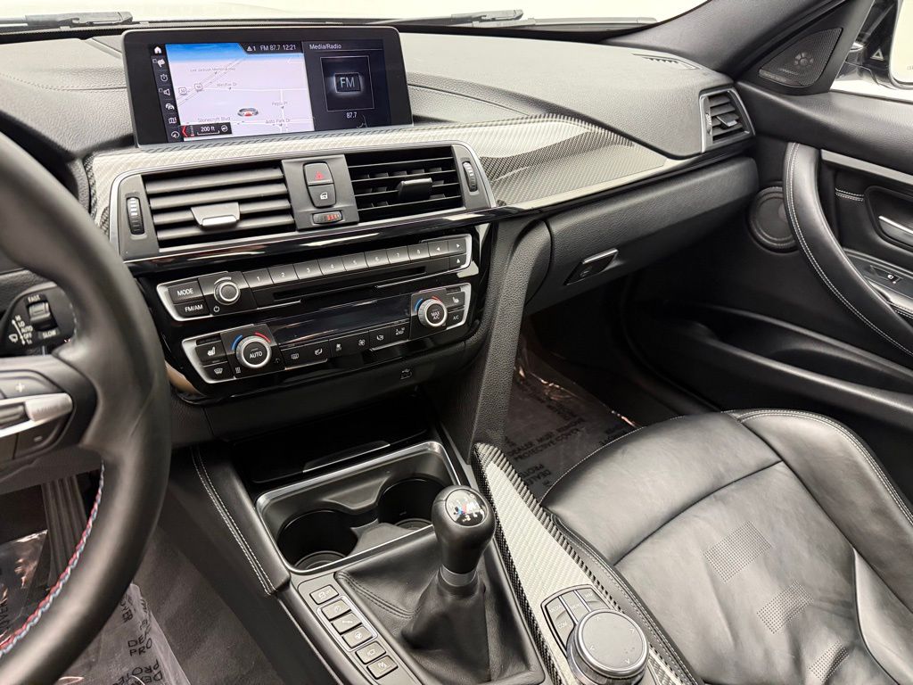 Thumbnail: 2018 BMW M3 - 15