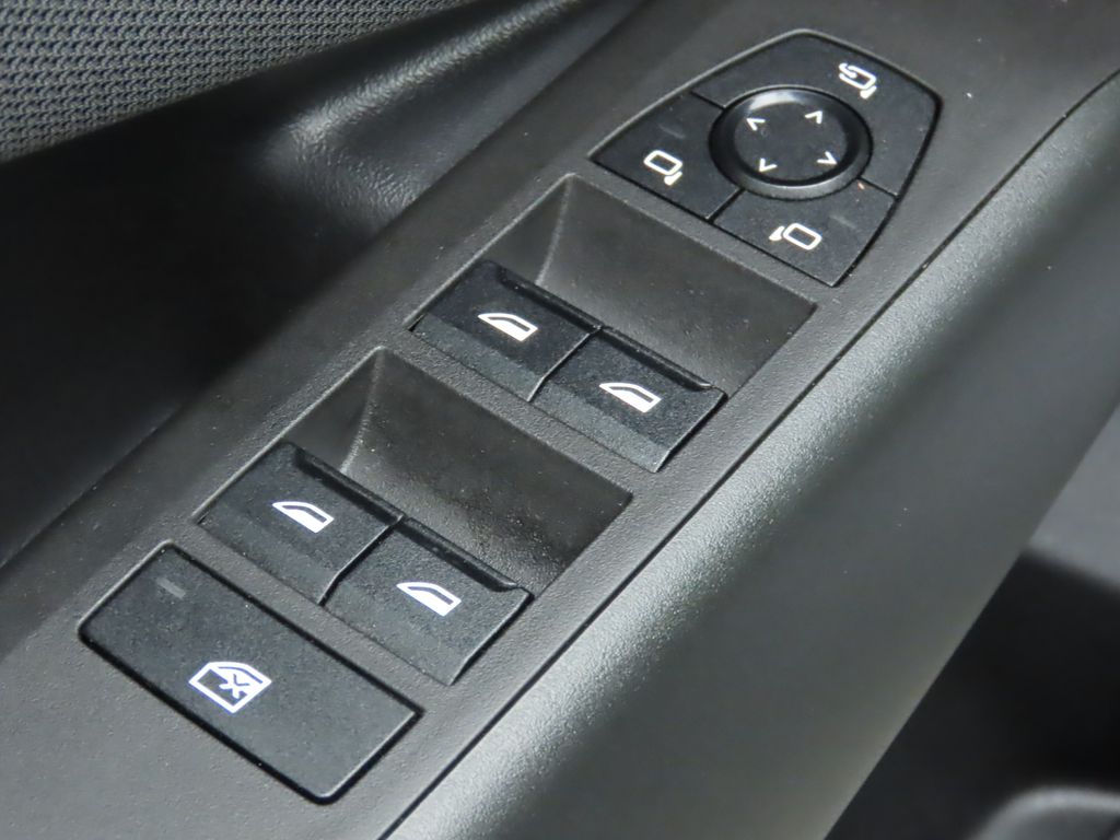 Thumbnail: 2025 BMW X3 - 23