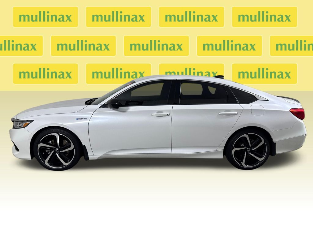 Certified Used 2022 White Honda Sport image 7