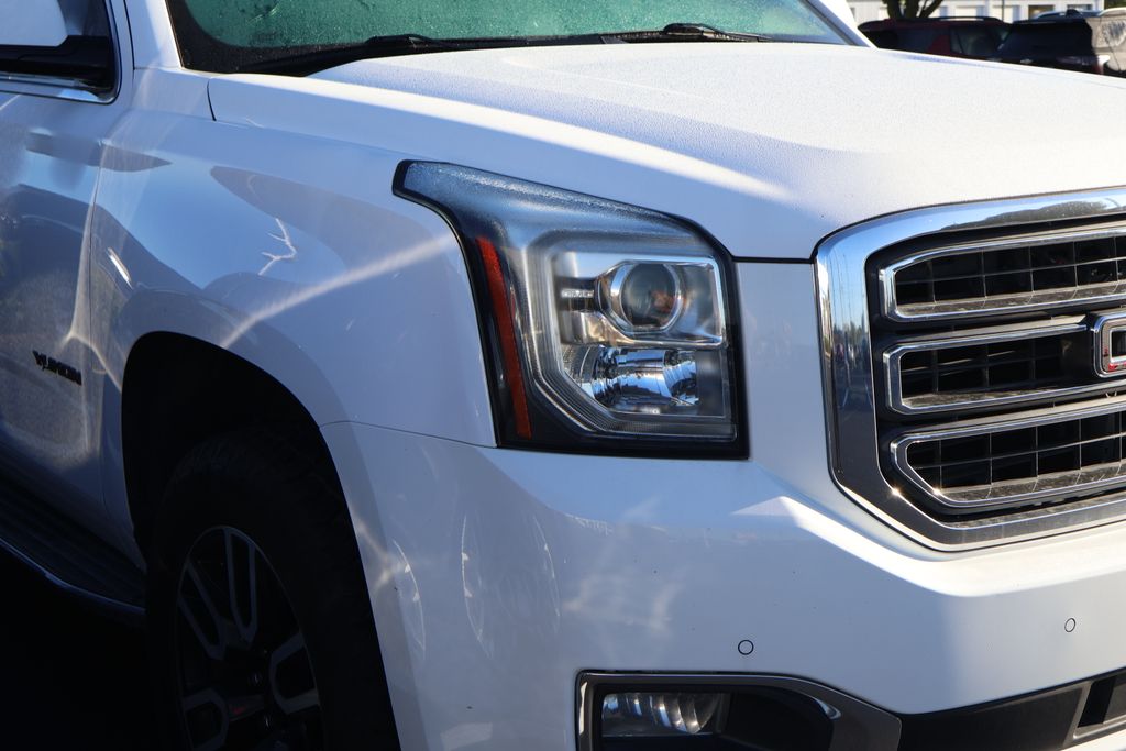 Thumbnail: 2019 GMC Yukon - 4