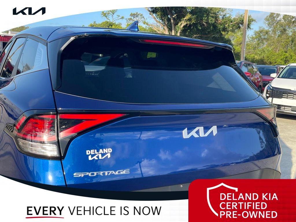 2025 Kia Sportage EX - Photo 15