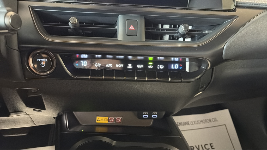 2025 Lexus UX