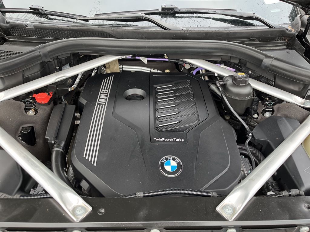 Thumbnail: 2022 BMW X7 - 14