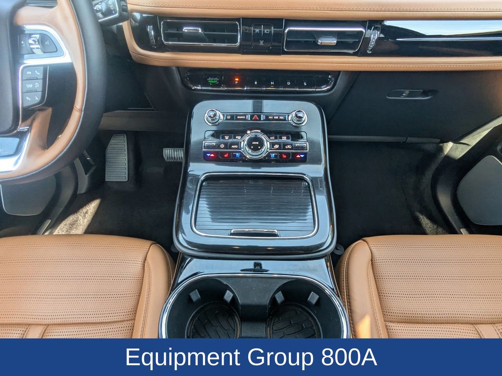 2022 Lincoln Nautilus Black Label