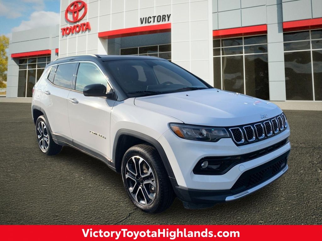 2023 Jeep Compass Limited 4WD