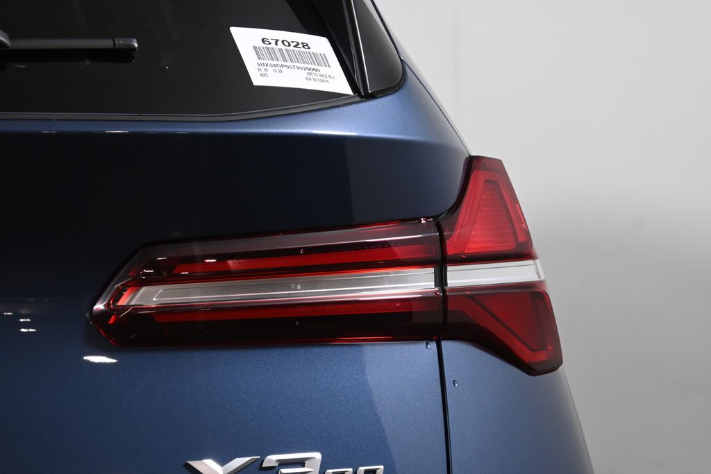 Thumbnail: 2026 BMW X3 - 13