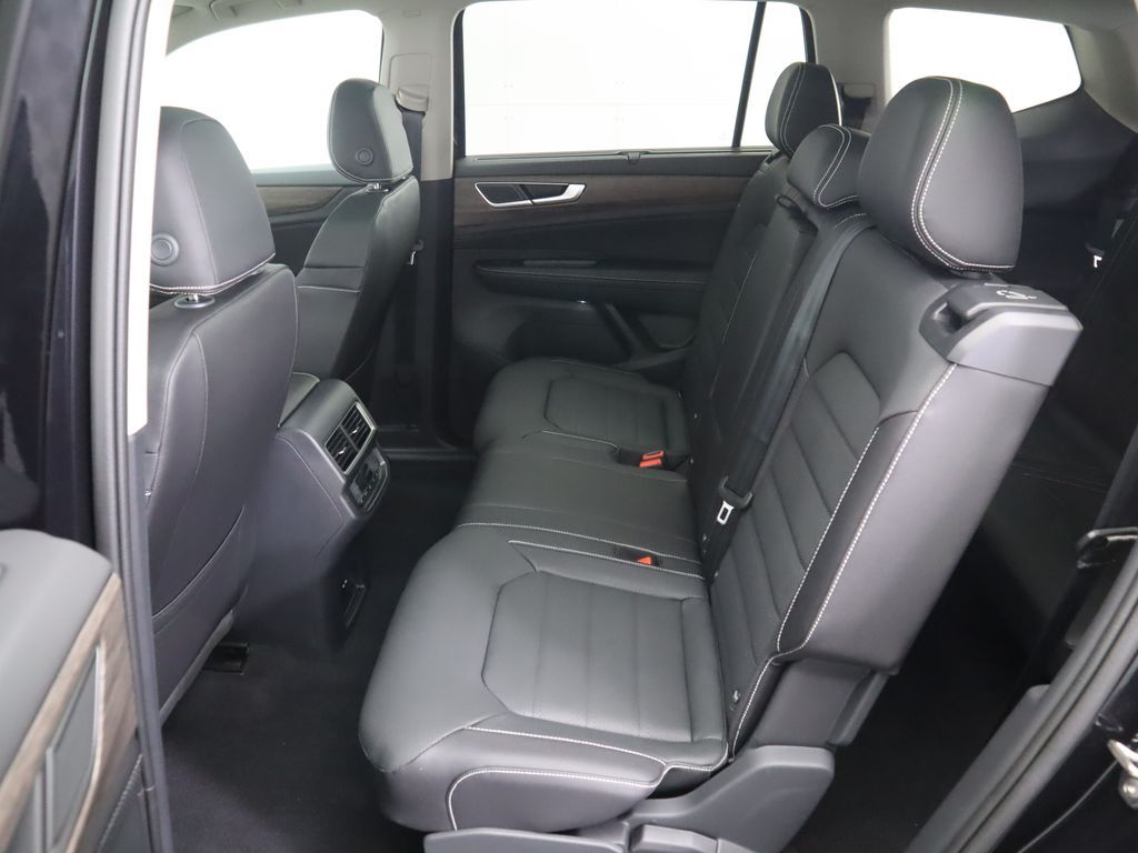 Thumbnail: 2026 Volkswagen Atlas - 22