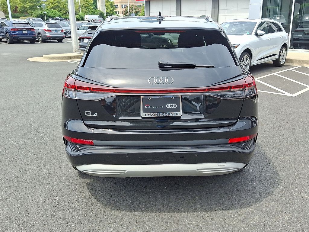 Thumbnail: 2023 Audi Q4 e-tron - 5