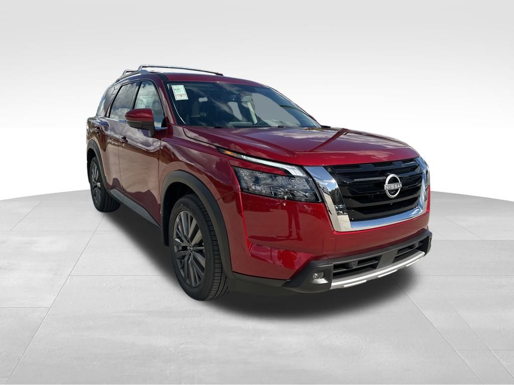 2025 Nissan Pathfinder SL 2