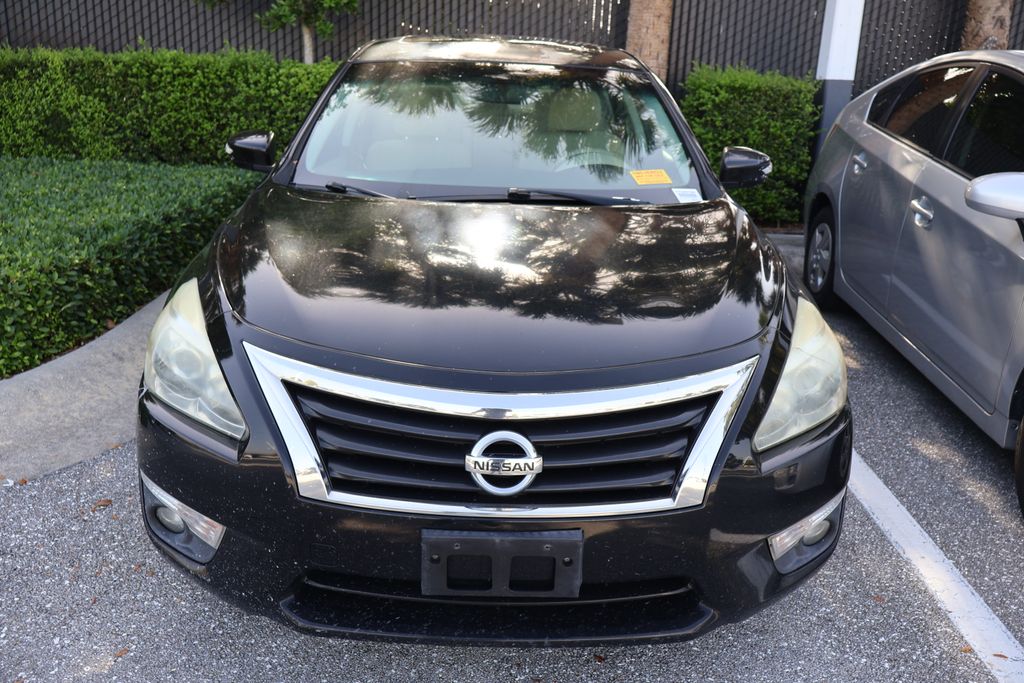 Thumbnail: 2015 Nissan Altima - 5