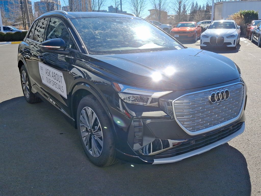 2025 Audi Q4 e-tron  2