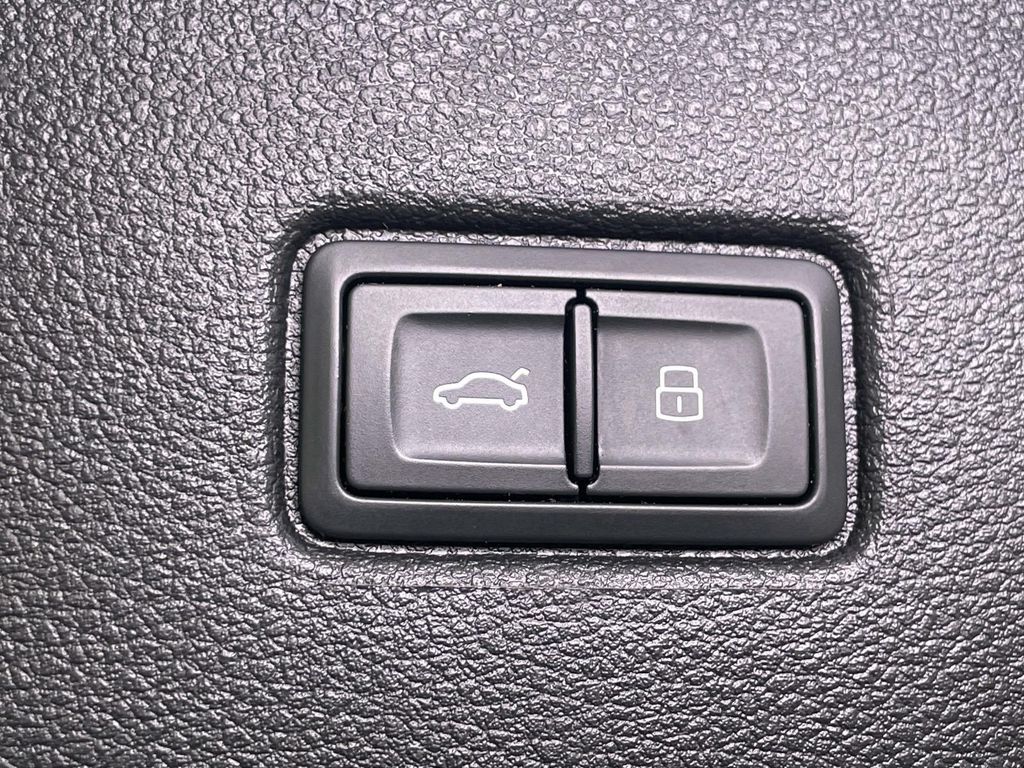 2023 Audi Q7 45 Premium White at Audi Porsche Sewickley