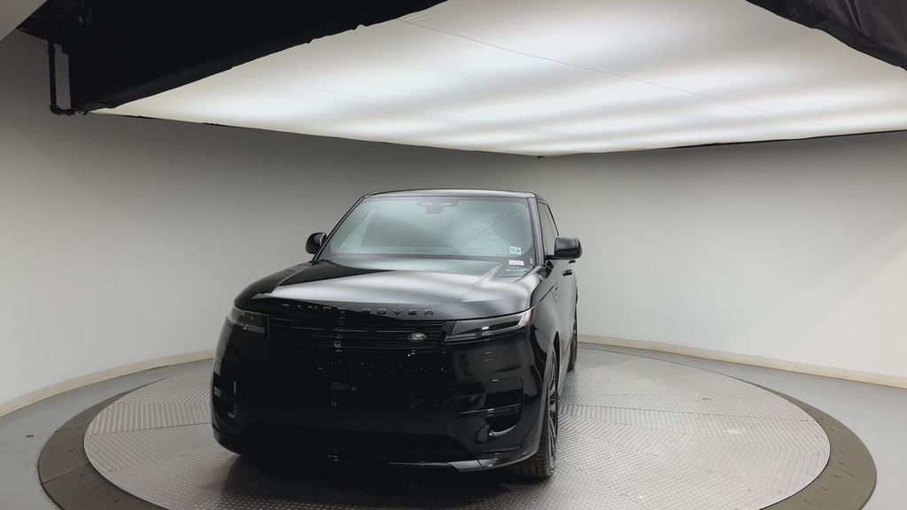 Thumbnail: 2024 Land Rover Range Rover Sport - 7