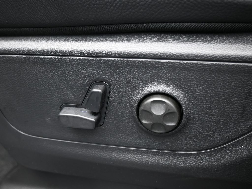 New 2026 Bright White Clearcoat Ram RHO image 16